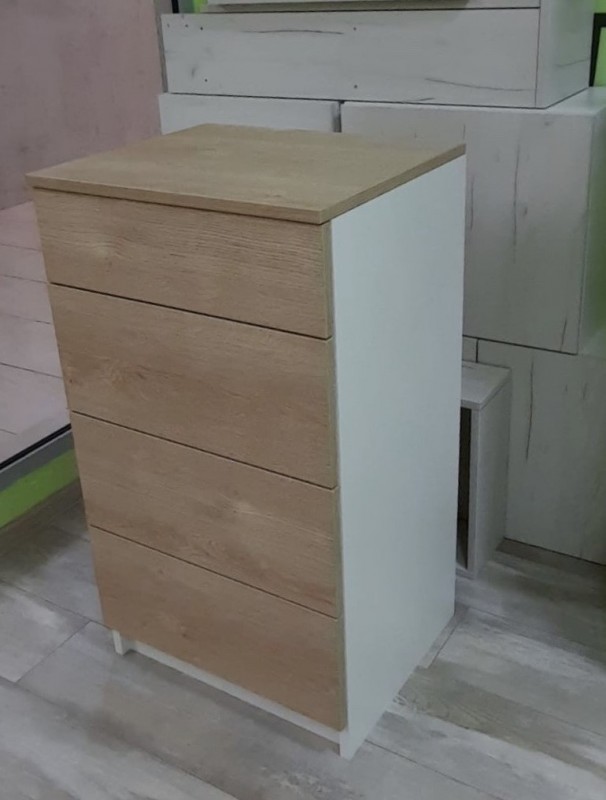 шкаф с четири чекмеджета &nbsp;